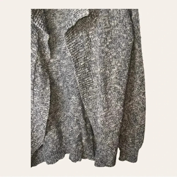 0119W. CABI OPEN FRONT‎ LONG SLEEVE CARDIGAN SIZE SMALL - Picture 5 of 11